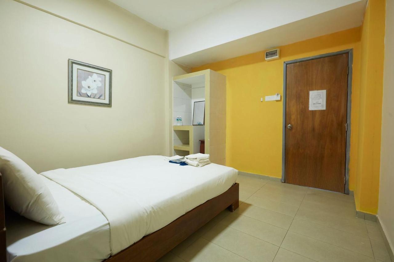 5500m2 studio , met 1 privé badkamer in Beserah Kampung Sungai Karang Buitenkant foto